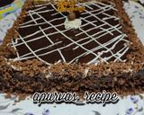 A picture of step 9 of Eggless black forest cake without oven.