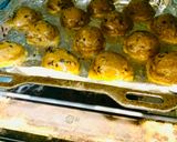 Hình bước làm 6 của món Vào bếp cùng con: Bánh quy bơ chocolate chips dẻo mềm, ít ngọt, không cần máy đánh, cho lễ Halloween