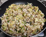 Foto del paso 4 de la receta: Berenjenas rellenas de Jamoncitos de pollo 🍆🍗