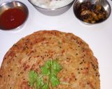 A picture of step 6 of Mooli Lachha Paratha.