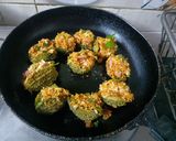 झटपट भरलेले कारले (Bharlele Karle Recipe In Marathi) रेसिपी स्टेप 3 फोटो 