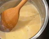 A picture of step 4 of Whisky sauce for haggis.