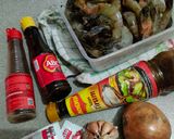 Foto langkah ke 1 dari resep Udang Saus Tiram Mentega.