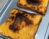 Foto langkah ke 5 dari resep Basque Burnt Cheese Toast.