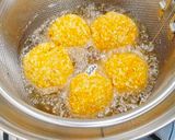 Foto langkah ke 6 dari resep 265. BOLA-BOLA PISANG KEJU LUMER || BISA UNTUK IDE JUALAN.