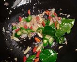 Foto langkah ke 2 dari resep Tumis Cumi Asin Pete Cabe Ijo.
