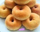 Foto langkah ke 4 dari resep Donat Maizena Lembut.