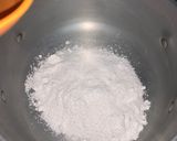 A picture of step 3 of Strawberry lemonade.