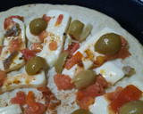 Foto del paso 5 de la receta: Pizza sencilla (1) con amigos