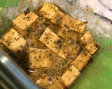 Foto del paso 5 de la receta: Tofu marinado estilo queso Feta vegano