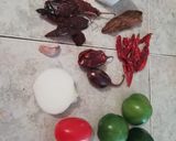 Foto del paso 1 de la receta: Salsa de chiles rojos con ajonjolí