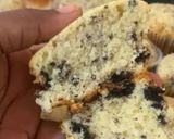 A picture of step 10 of Fluffy Cookies and Cream Cupcakes.