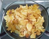 Foto langkah ke 1 dari resep Tumis daging cincang dan kentang.