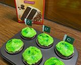 A picture of step 5 of Green cup cakes🇵🇰🇵🇰.