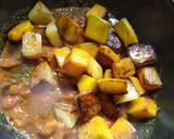 Kumro-Chingri'r Dalna(Pumpkin and Prawn Curry) recipe step 3 photo