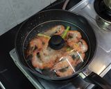 รูปขั้นตอนการทำที่ 1 ของ กุ้งอบเกลือพร้อมสูตรน้ำจิ้ม