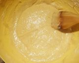 A picture of step 5 of Lemon Vanilla Cake.