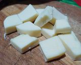 Foto del paso 3 de la receta: Pancitos de salame y queso