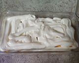 Foto langkah ke 3 dari resep Manggo Float Dessert Box.