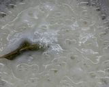 Foto langkah ke 1 dari resep Nasi Tim Ayam Jamur (Step by Step).