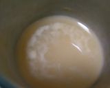 Foto langkah ke 2 dari resep Bika Ambon Ekonomis versi Oven (#CocomtangPost_WarnaKuning).