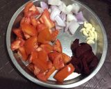 A picture of step 1 of Beetroot sauce.