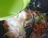 Foto langkah ke 5 dari resep Bihun Goreng Sayuran.