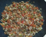 Foto del paso 7 de la receta: Mollejas de pollo a la mexicana para tacos