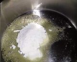 A picture of step 1 of Creamy macroni soup.