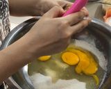 Foto langkah ke 3 dari resep Banana cake.