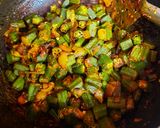 भिंडी प्याज़ वाली (bhindi pyaz wali) in recipe Hindi ) रेसिपी चरण 8 फोटो