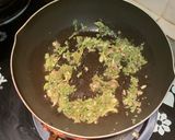 รูปขั้นตอนการทำที่ 3 ของ ไก่กระเทียม(น้ำขลุกขลิก)สูตรเด็กทานได้
