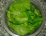 Foto del paso 5 de la receta: Salsa de tomates frescos y albahaca con pasta