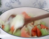 【視頻】萬用蔬菜高湯底/ 西式餐廳蔬菜高湯美味祕訣！的食譜步驟6照片