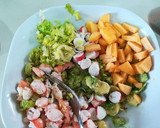 Foto del paso 2 de la receta: Ensalada de aguacate y langostinos