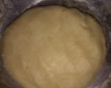 A picture of step 3 of Aloo parantha.