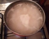 صورة لخطوة 2 من وصفة أرز بالمرق الاحمر