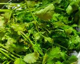 A picture of step 1 of Coriander Salad.