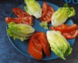 Foto del paso 1 de la receta: Cogollos de lechuga con atún y pistachos