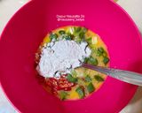 Foto langkah ke 2 dari resep Telur Dadar Gimbal.