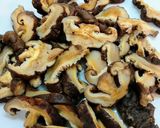 Foto del paso 3 de la receta: 155.🎋Bambú y setas chinas salteadas🍄