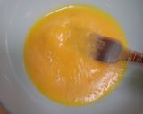 Gambar langkah 2 resipi Roti Telur Sedap&Simple.