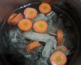 Foto langkah ke 1 dari resep Sop Ayam Ubi.