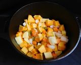 A picture of step 3 of Pumpkin Soup.
