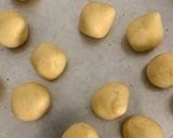 Foto langkah ke 3 dari resep Nutella Cheese Thumbprint Cookies.