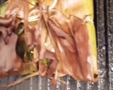 Une image de l'étape 8 de Saumon 🦈en papillote de feuilles 🍌de bananier.