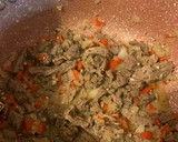 Foto del paso 2 de la receta: Arroz frito (con lo que había en la heladera)