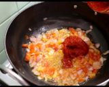 A picture of step 3 of Schezwan pasta.