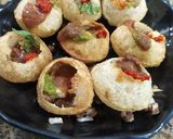 A picture of step 5 of Dahi puri chaat.