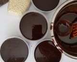 Foto langkah ke 5 dari resep Chocolate Dessert Box.